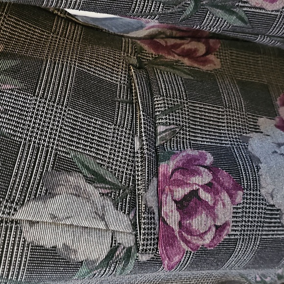 Jacket - Picture 8 of 16